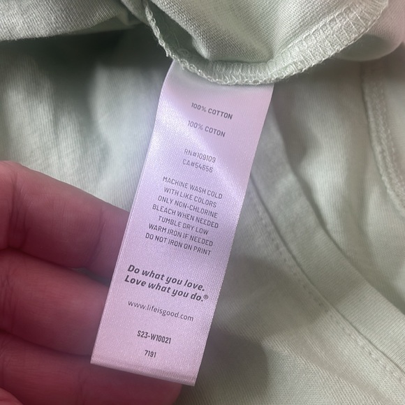 Life is Good Muscle Tank Top Classic My Therapist has Whiskers Green Large - Picture 9 of 12